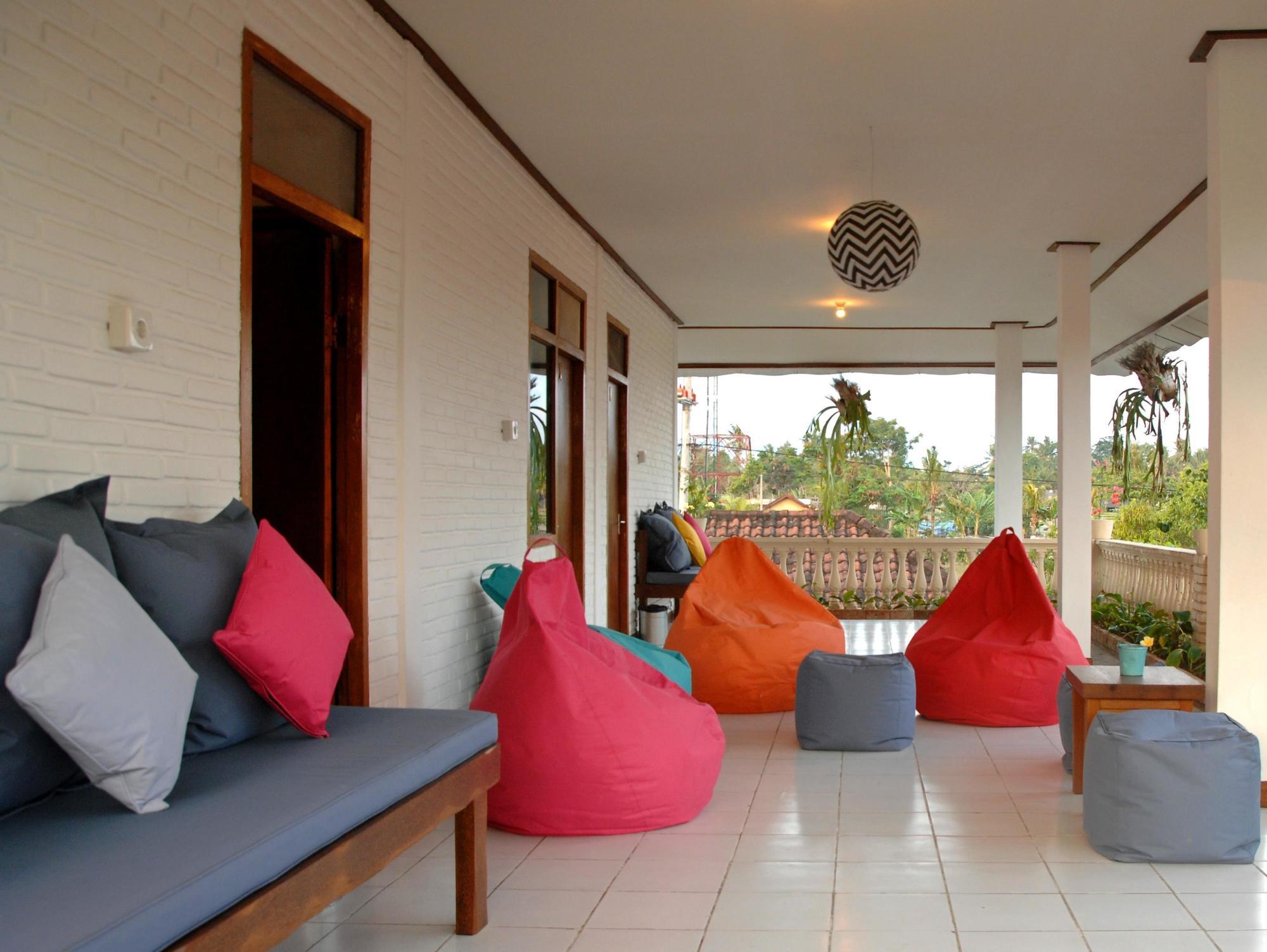 Friendly House Bali Vandrehjem Ubud Eksteriør billede