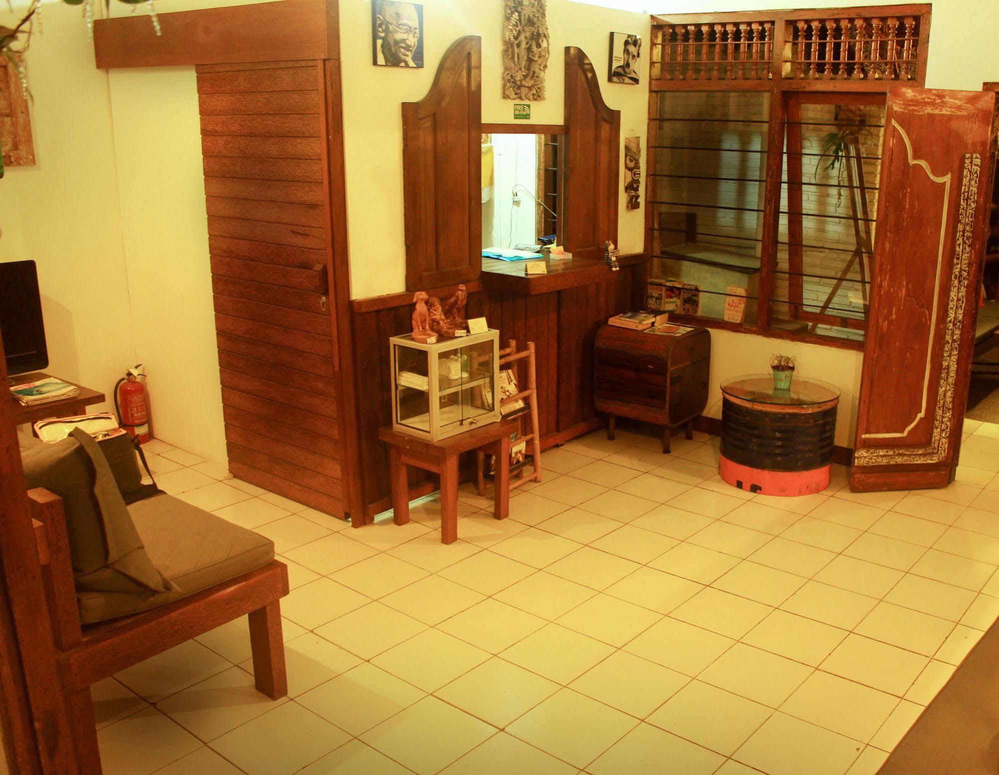Friendly House Bali Vandrehjem Ubud Eksteriør billede