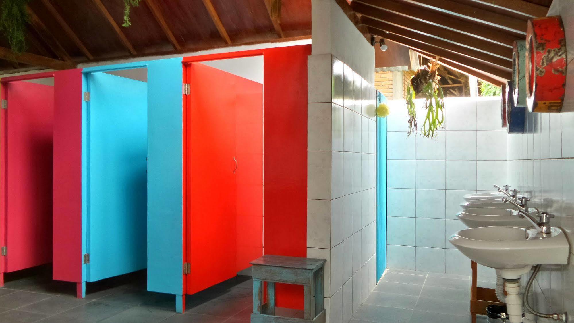 Friendly House Bali Vandrehjem Ubud Eksteriør billede